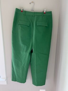 Boden Green Straight-Leg Chinos